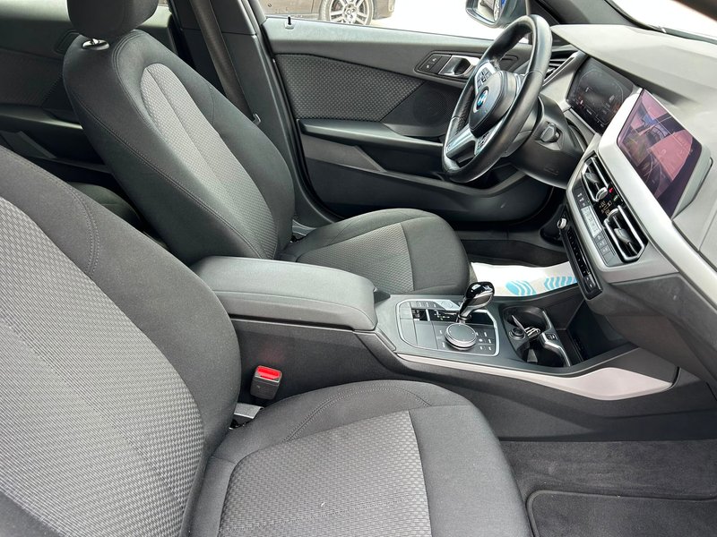 BMW Serie 1 116d (F40) 2023, foto 11