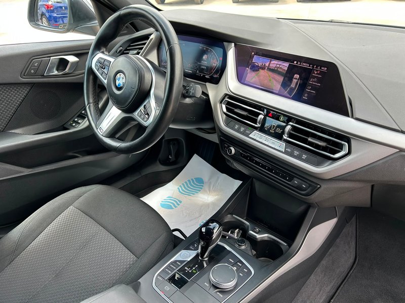 BMW Serie 1 116d (F40) 2023, foto 10