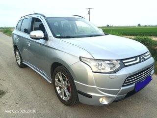 Mitsubishi Outlander 2013