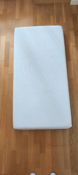 Colchón cuna blanco
