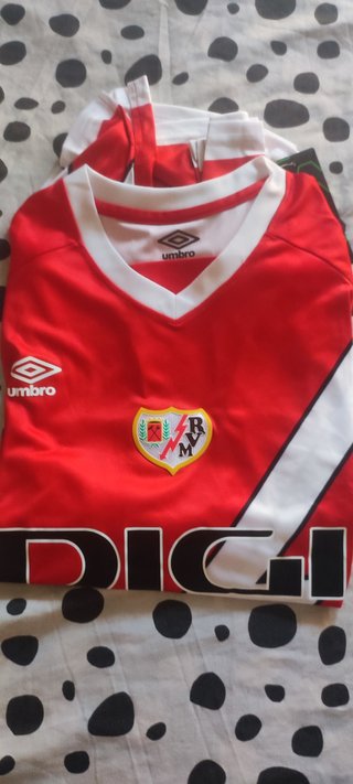 Camiseta Rayo Vallecano Talla XL/2XL Umbro