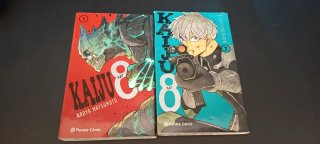 2 tomos del manga Kaiju n°8 en Español