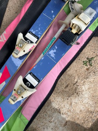 Pack de esquís Rossignol + bastones + funda | 50