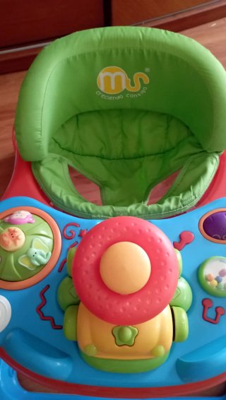 Andador infantil Takata