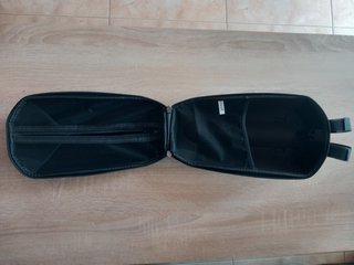 Alforja Negra Patinete Eléctrico / Bicicleta
