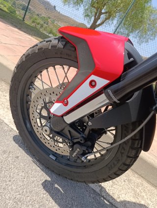Moto Morini XCape 700
