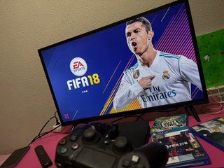 Lote Videojuegos PS4 FIFA 21 y FIFA 18