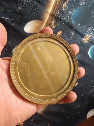 Marco antiguo metal dorado