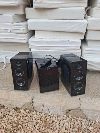 Minicadena LG Negra