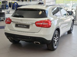 Mercedes-Benz GLA 200-2016