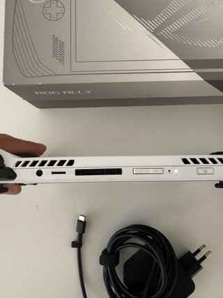 Asus ROG Ally 80Wh