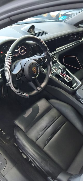 Porsche Panamera PLATINUM