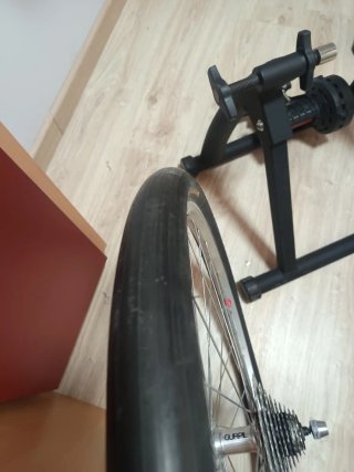 Rodillo B'TWIN IN'RIDE 100 + Ruedas