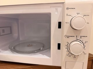 Microondas Nevir Blanco