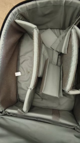 Mochila Lowepro AW