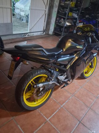 Yamaha TZR 50 Negra y Amarilla