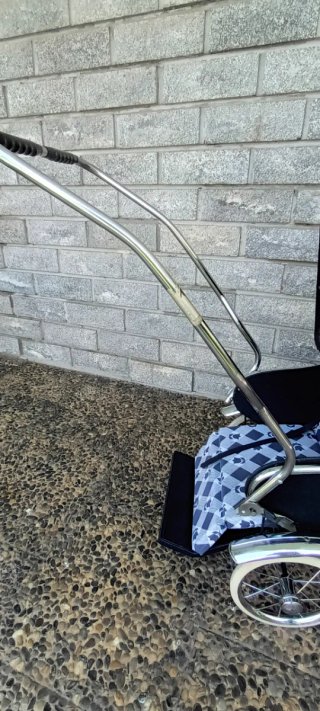Silla de Paseo Arrue Vintage Azul Marino 1973