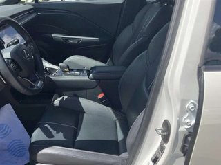 LEXUS lbx