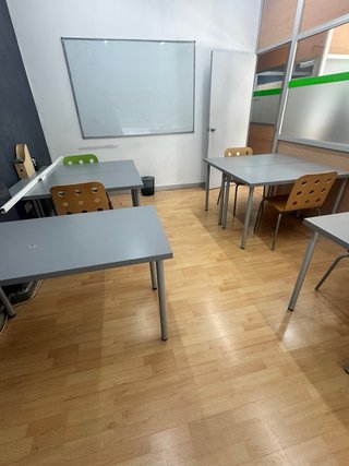 Mobiliario de academia madera y metal