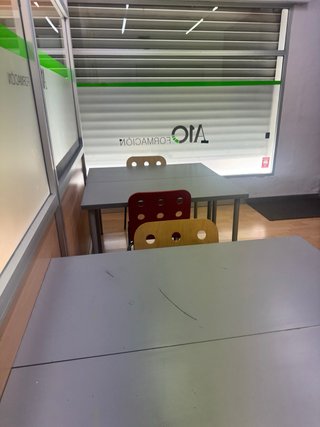 Mobiliario de academia madera y metal