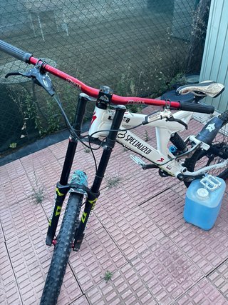 Bicicleta Freeride/Downhill Specialized