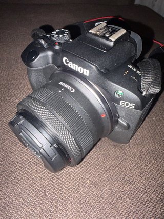 Canon EOS R100 Cámara Digital