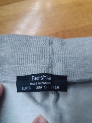 Pantalón Bershka Gris
