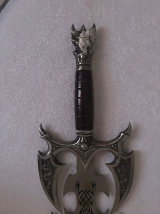 Espada decorativa fantasía     Precio negociable