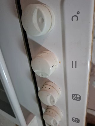 Horno Teka HT-510 ME y placa Teka de 4 fuegos