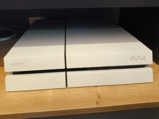PS4 Bianca 500 GB + 2 Controller originali