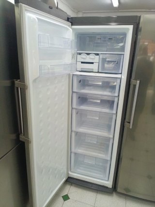 Nevera y congelador Samsung 180/120cn garantia