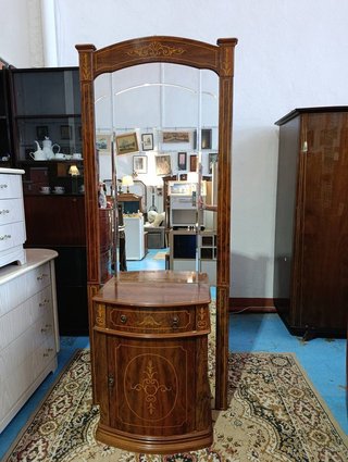 MUEBLE RECIBIDOR CLÁSICO CON ESPEJO