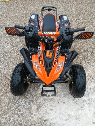 Quad 125cc Naranja y Negro