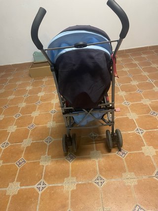 Silla de paseo azul y gris