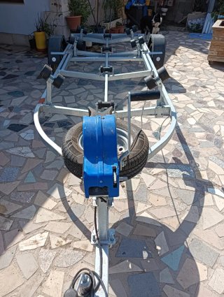 Embarcación glastron 7 AT 5 54