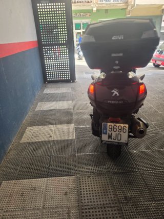 Peugeot Metropolis 400 ABS Negra