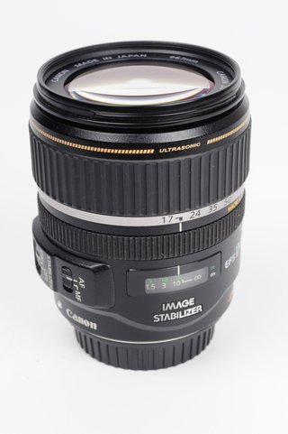 Canon EF-S 17-85mm f/4-5.6 IS USM