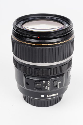Canon EF-S 17-85mm f/4-5.6 IS USM