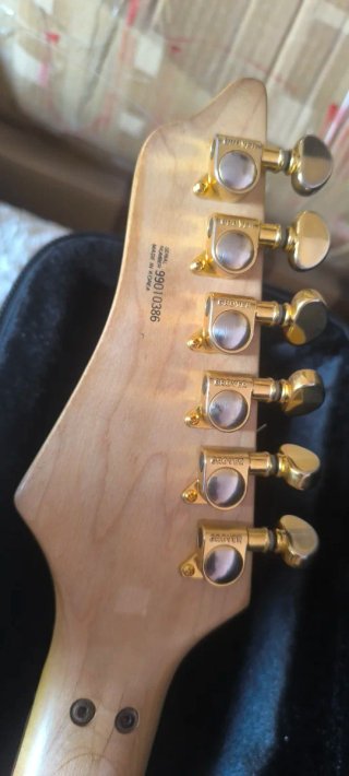 Washburn CS-780 Chicago Series Guitarra