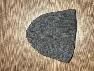 Gorro de punto gris NY