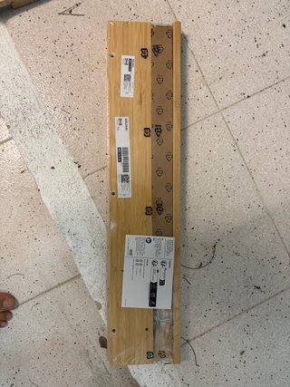 Estante de pared IKEA para cuadros