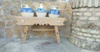 Juego de 3 Cantareras de Cerámica y Madera