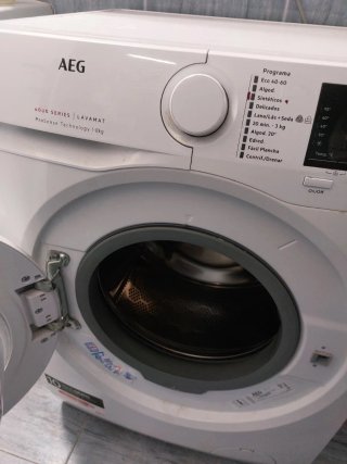 Lavadora AEG 6000 Series ProSense 1-8kg