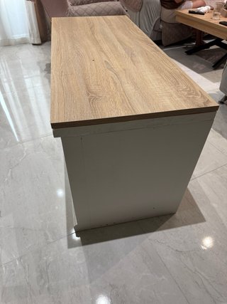 Mueble TV madera maciza con cestas