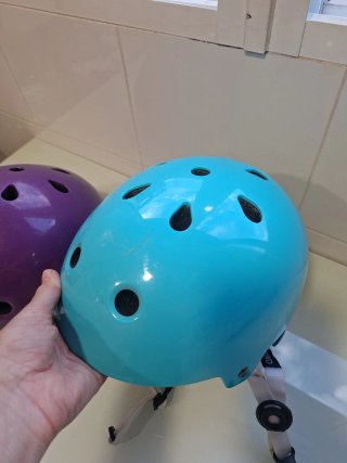 Casco Oxelo Morado y Turquesa