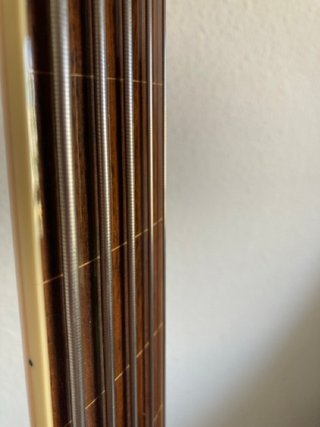 Bajo Marcus Miller V7 Alder 5 Fretless Negro