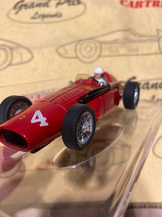 Ferrari 555 Supersqualo 1955, Cartrix. Scalextric