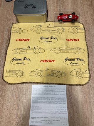 Ferrari 555 Supersqualo 1955, Cartrix. Scalextric