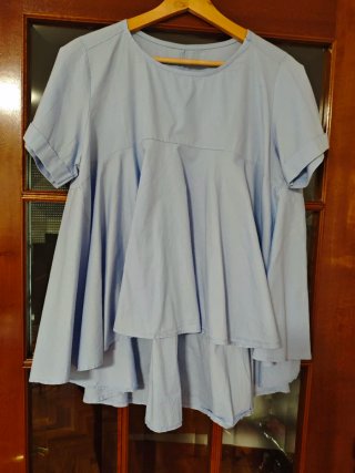 Blusa azul claro manga corta