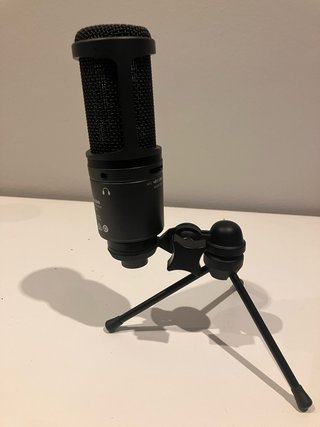Micrófono Audio-Technica AT2020USB+ Negro Trípode
